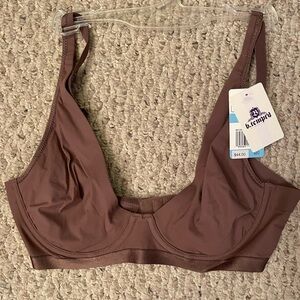 B. Temptd by Wacoal bra